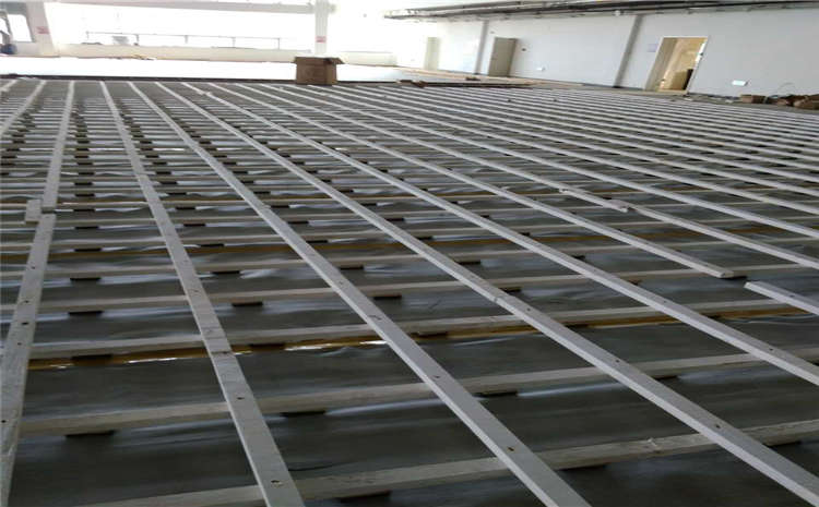 上海20厚風(fēng)雨操場地板廠家去哪找？