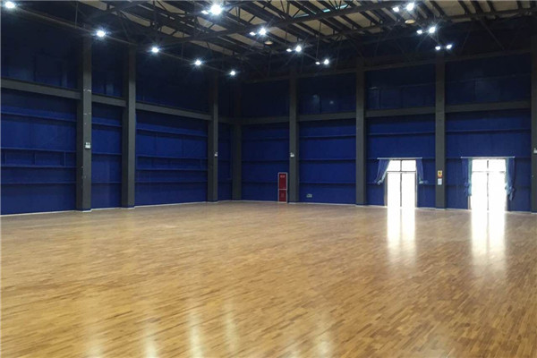 運(yùn)動(dòng)木地板